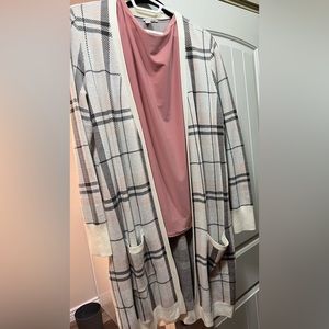 NWOT long cardigan-cream, gray, pink